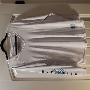 Reel Life v-neck long sleeve swim shirt - size XL